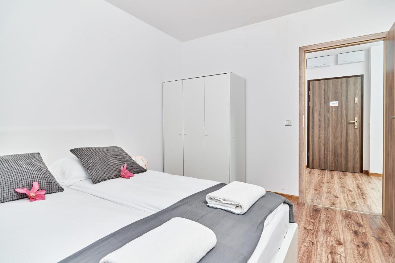 Modern Apartments Wroclaw By Renters 外观 照片